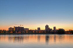 New Brunswick NJ Skyline at Sunset.jpg