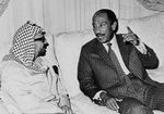 عرفات والرئيس المصري أنور السادات.