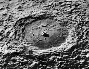 Compton crater 5181 med.jpg