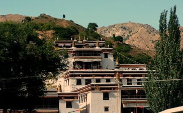 Badekar Monastery (1749) near Baotou, Inner Mongolia. Called Badgar Zuu بالمنغولية
