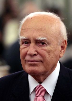 Karolos Papoulias .jpg