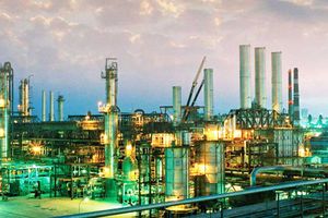 صناعة النفط في معشور