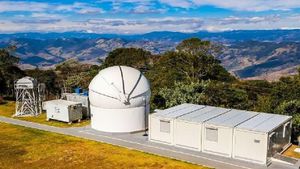 محطة مراقبة فضائية.jpg