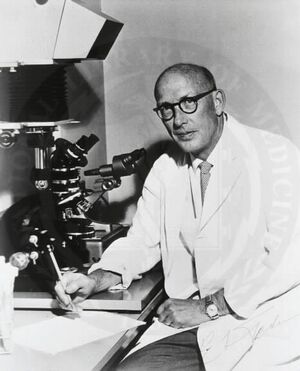 Edward Lawrie Tatum.jpg