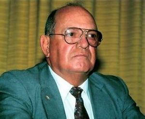 أوسكار أومبرتو ميخيا فيكتوريس.jpg