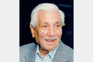 عبد الوهاب البياتي.png