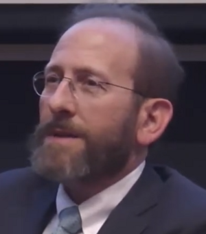 Alan Garber at the George W. Gay Lecture at Harvard Medical School (2015) 04.png