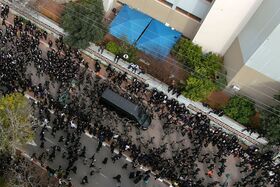 سيارة تحمل جثمان حاييم كانيفسكي لدفنه، 20 مارس 2022.jpg