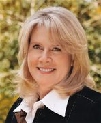 Tipper Gore (1993–2001) Born (1948-08-19)أغسطس 19, 1948 (age 77 years, 77 days)