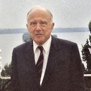 John Archibald Wheeler 1985.jpg